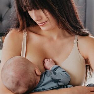 Evolve Pumping And Nursing Nude Bra In Size Large NWT